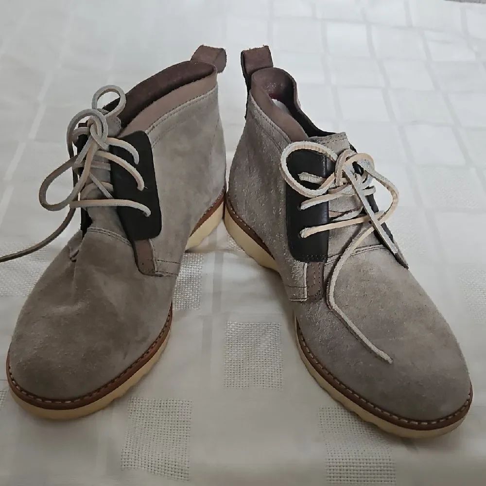 HOST PICK🥳 Timberland Men's Suede Lace-Up Boots